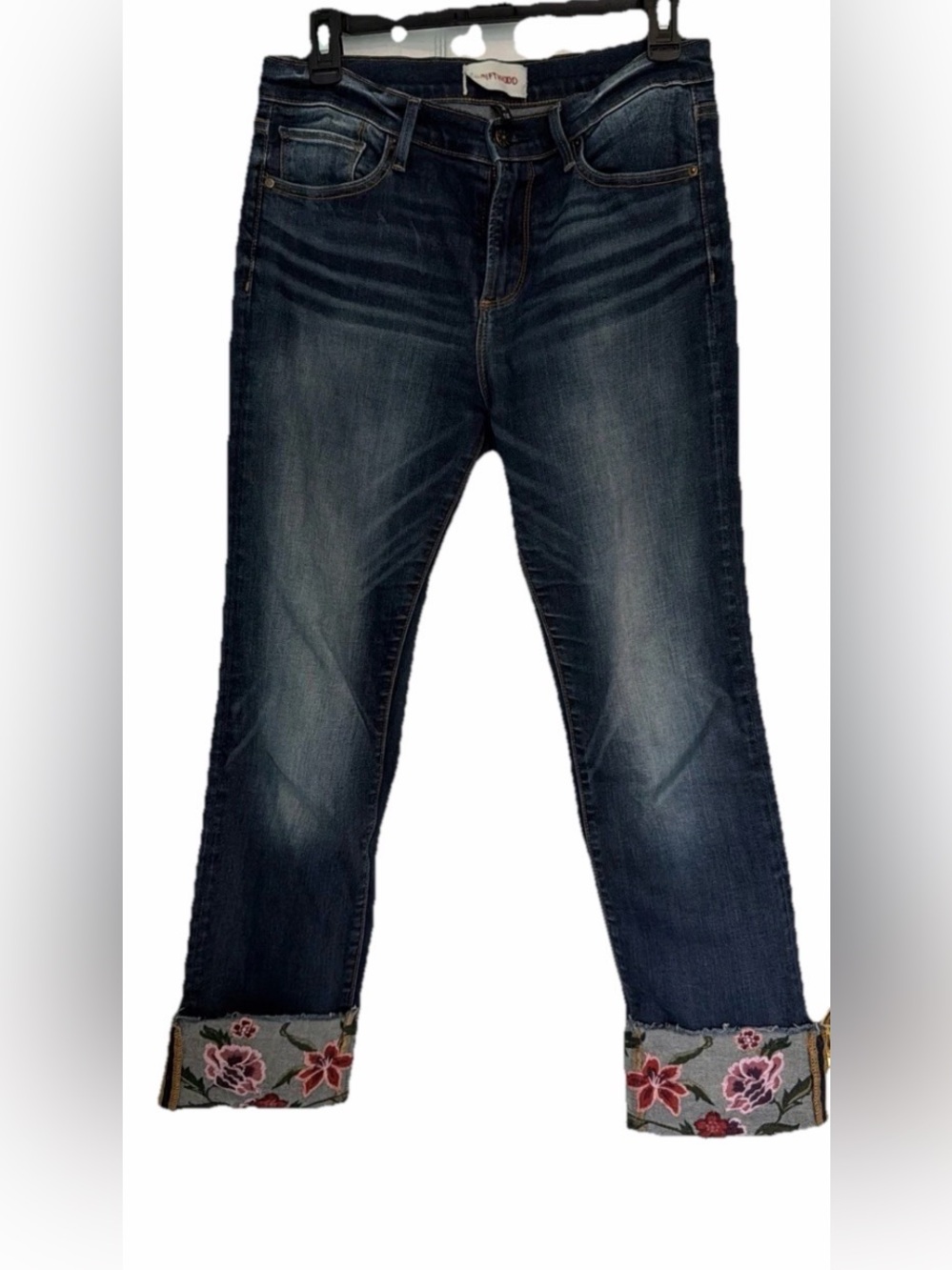 DRIFTWOOD Colette Embroidered Floral Straight Ankle Jeans Raw Hem Size 29x26